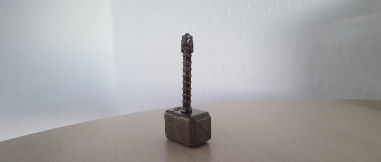 Wer Kann Thors Hammer Heben